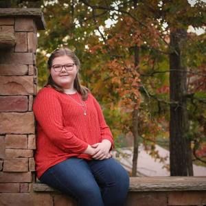 Meet your Posher, Abbey